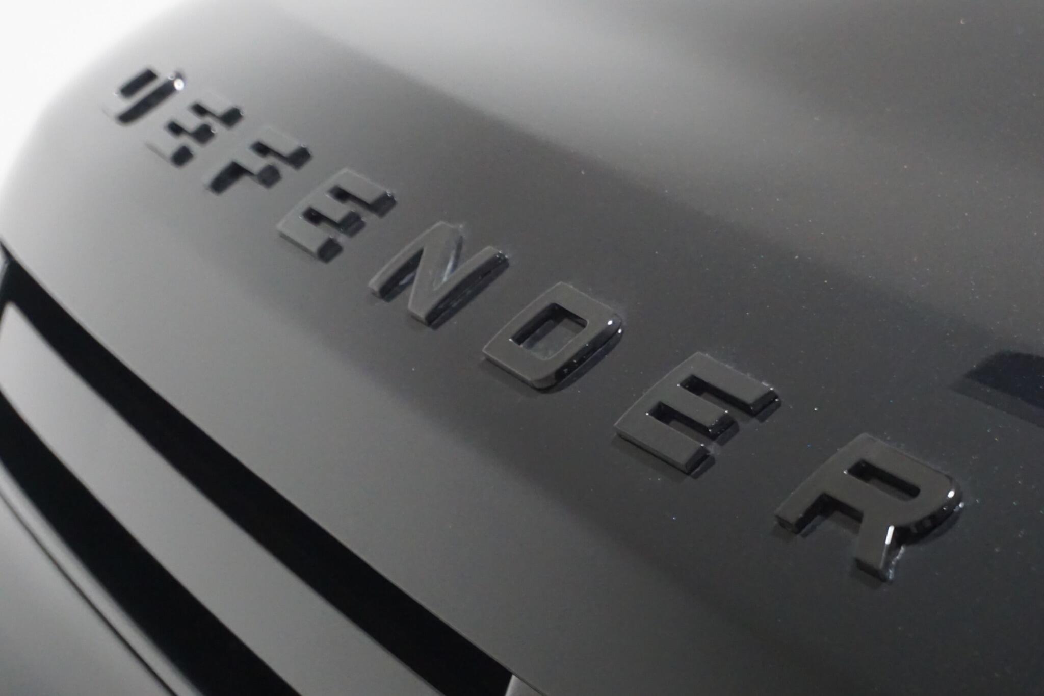 Land Rover Defender 90 3.0 D200 MHEV Hard Top SUV 3dr Diesel Auto 4WD SWB Euro 6 (s/s) (200 ps)